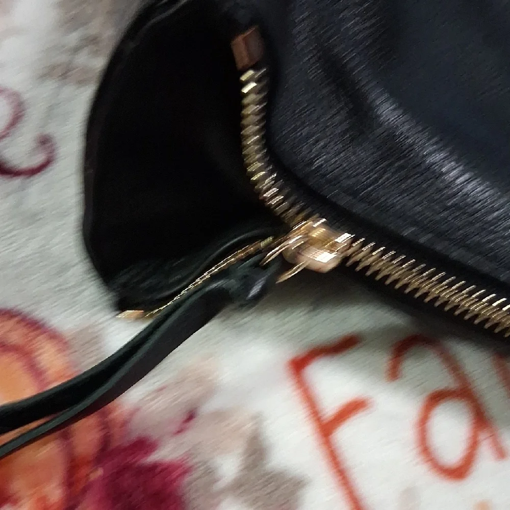 Vince Camuto Corla  Black Leather Tote